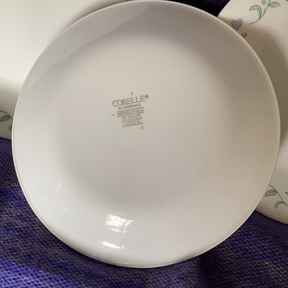 Vintage and rare Corelle by Corning plates set of 4 - Picture 4 of 6